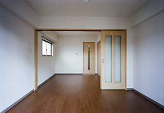 フェルミ堀川：個室