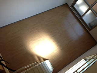 西院くめマンション:床